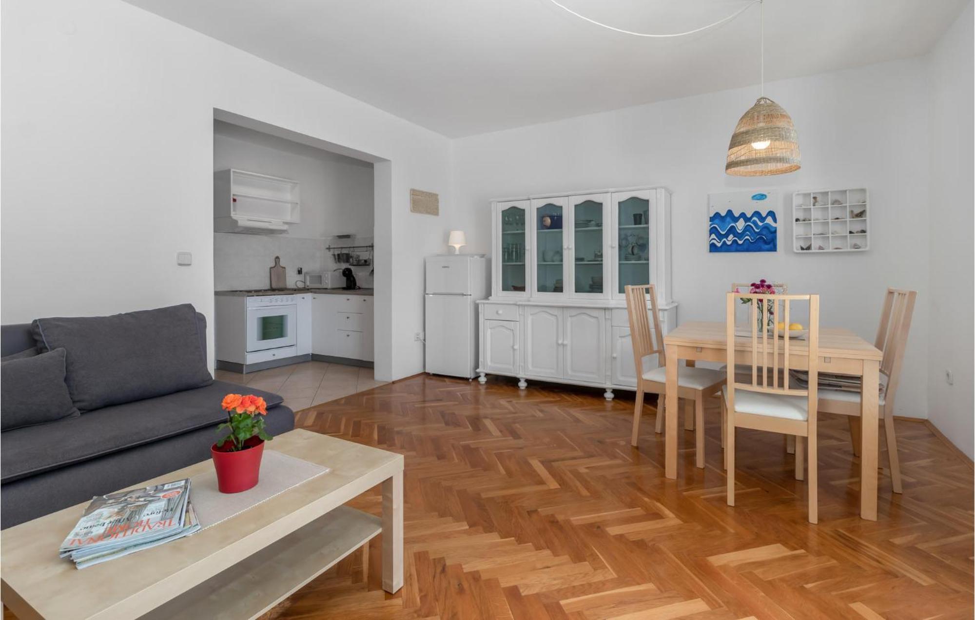 Lovely Apartment In Novi Vinodolski With Wifi Dış mekan fotoğraf